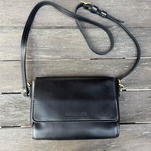 Portland Leather Medium Metro - Smooth Black Leather